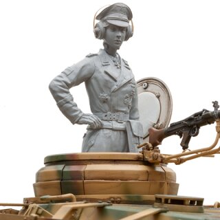 1/16 Figure Kit Wehrmacht Female Tank Commander